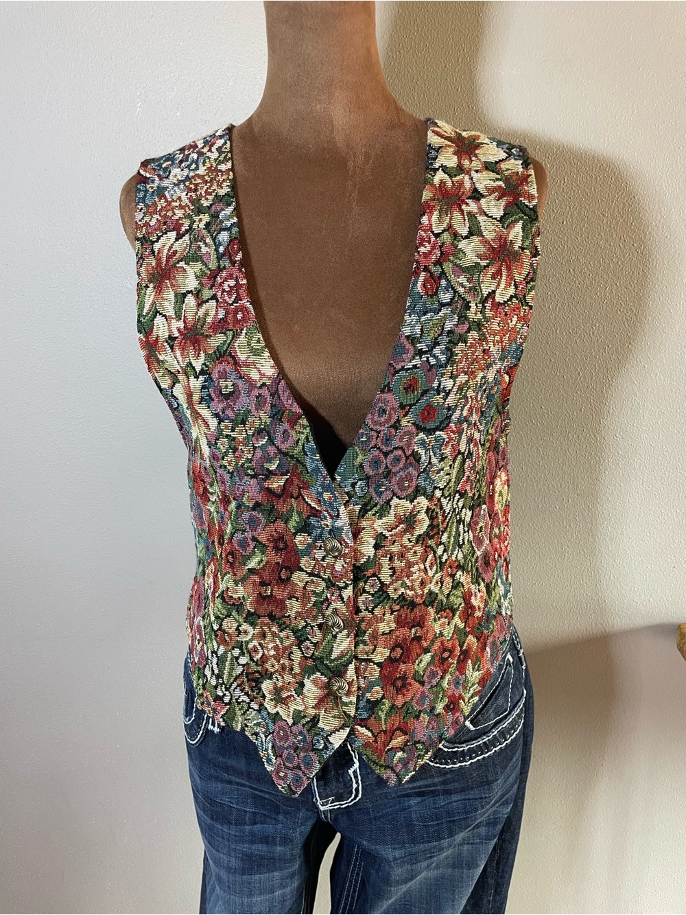 Vintage Backroad Blues Floral Tapestry V-Neck Women's Vest